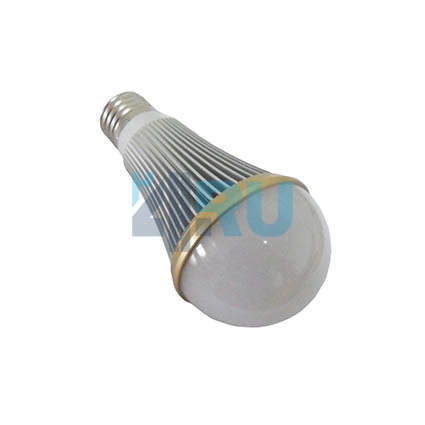Светодиодная лампа E27 7W 220V 5000K (LED671)